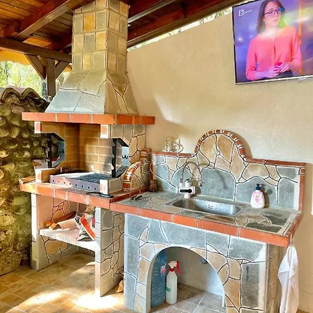 빌라 за гости “попина лъка” *